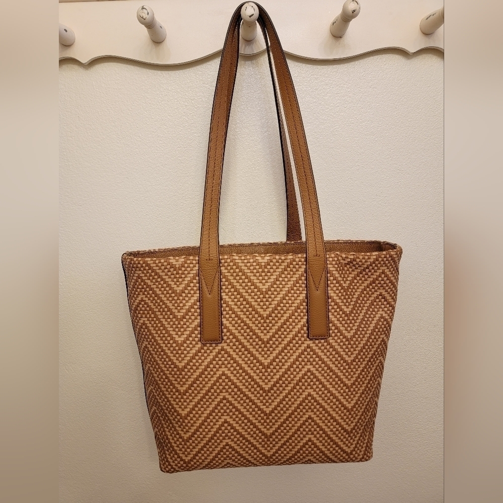 EUC- Michael Kors Junie Woven Tote - Picture 2 of 6